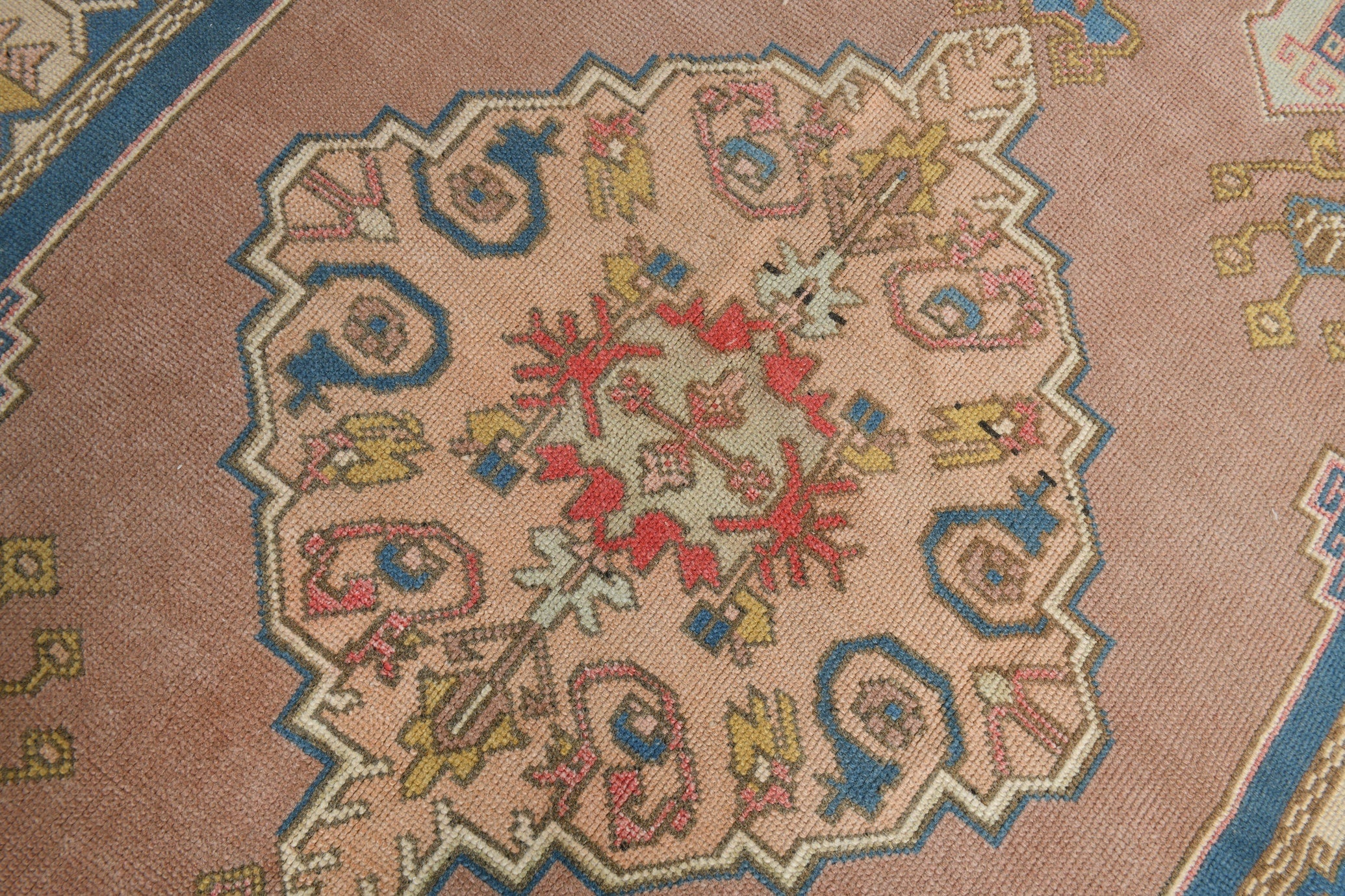 Turkish Vintage Rug 4’6’ x 8’10’