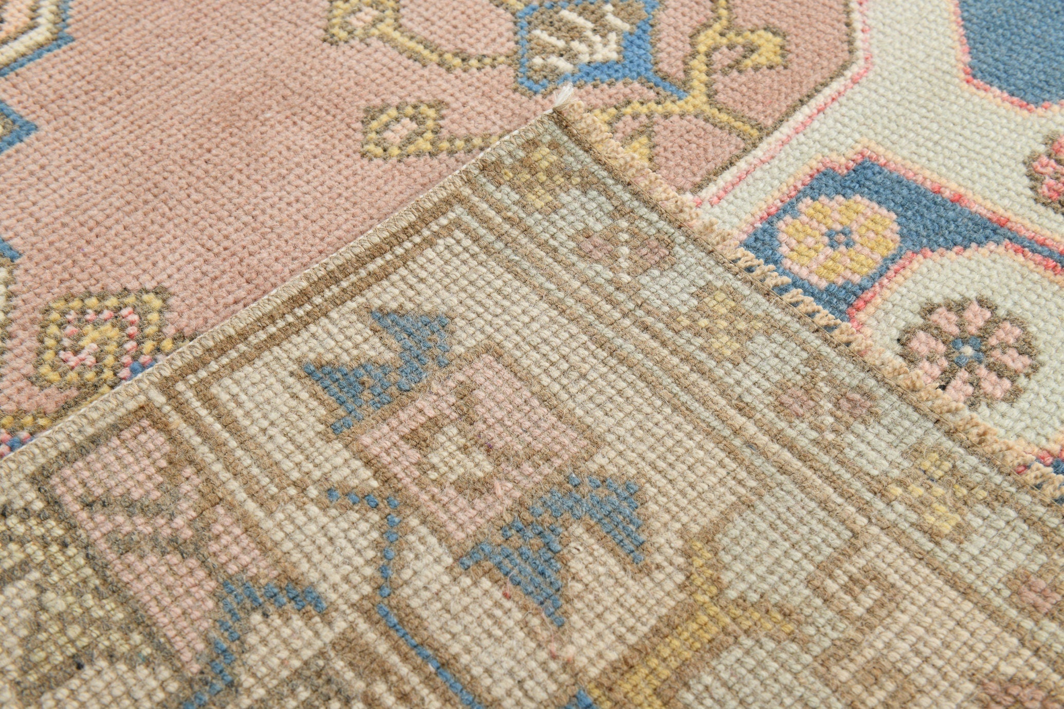 Turkish Vintage Rug 4’6’ x 8’10’