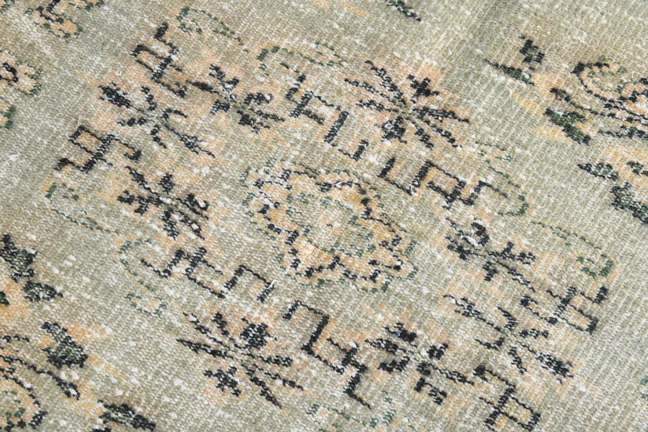 Turkish Vintage Rug 5’1’ x 6’7’