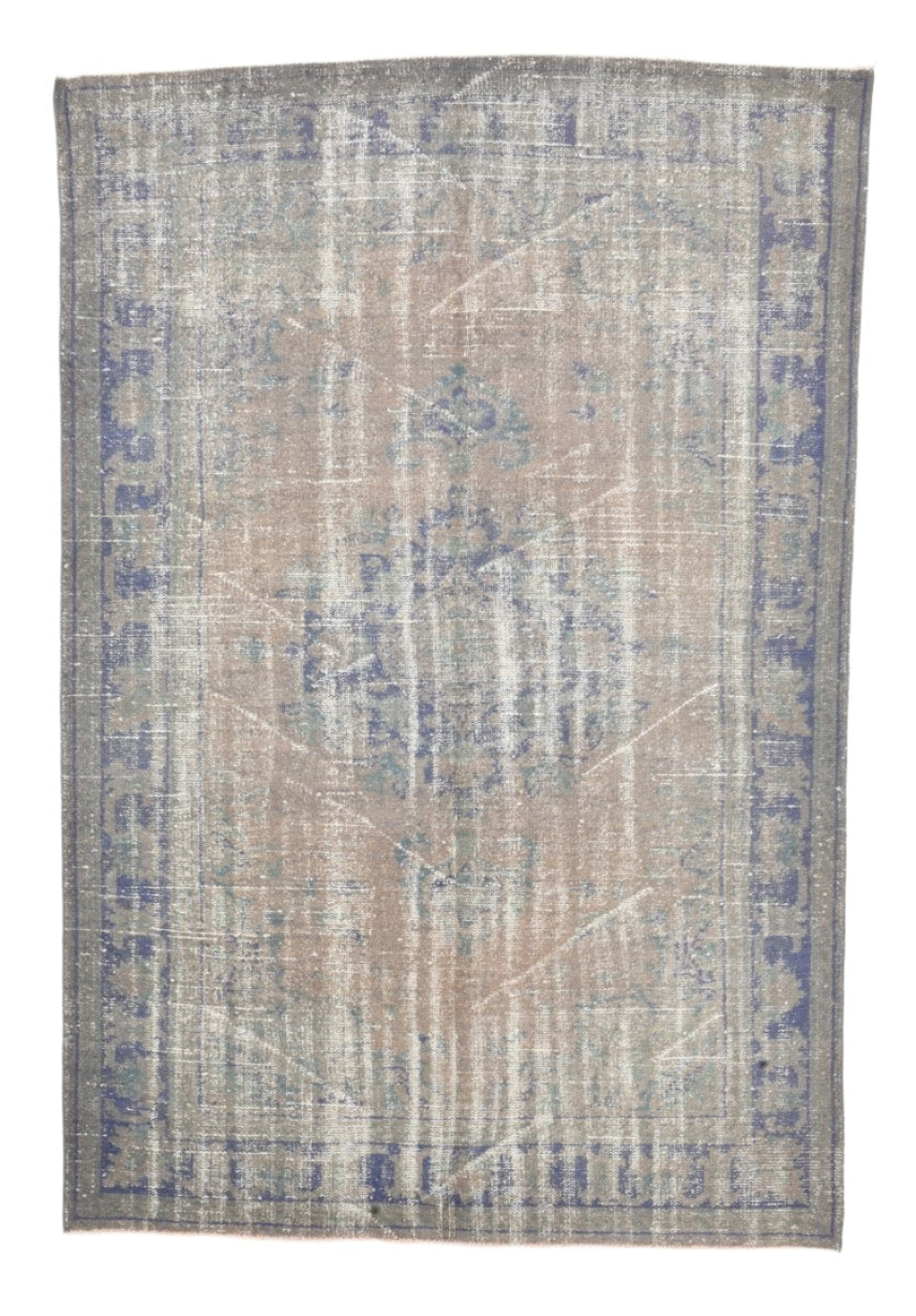 Turkish Vintage Rug  5'1" x 7'11" ft
