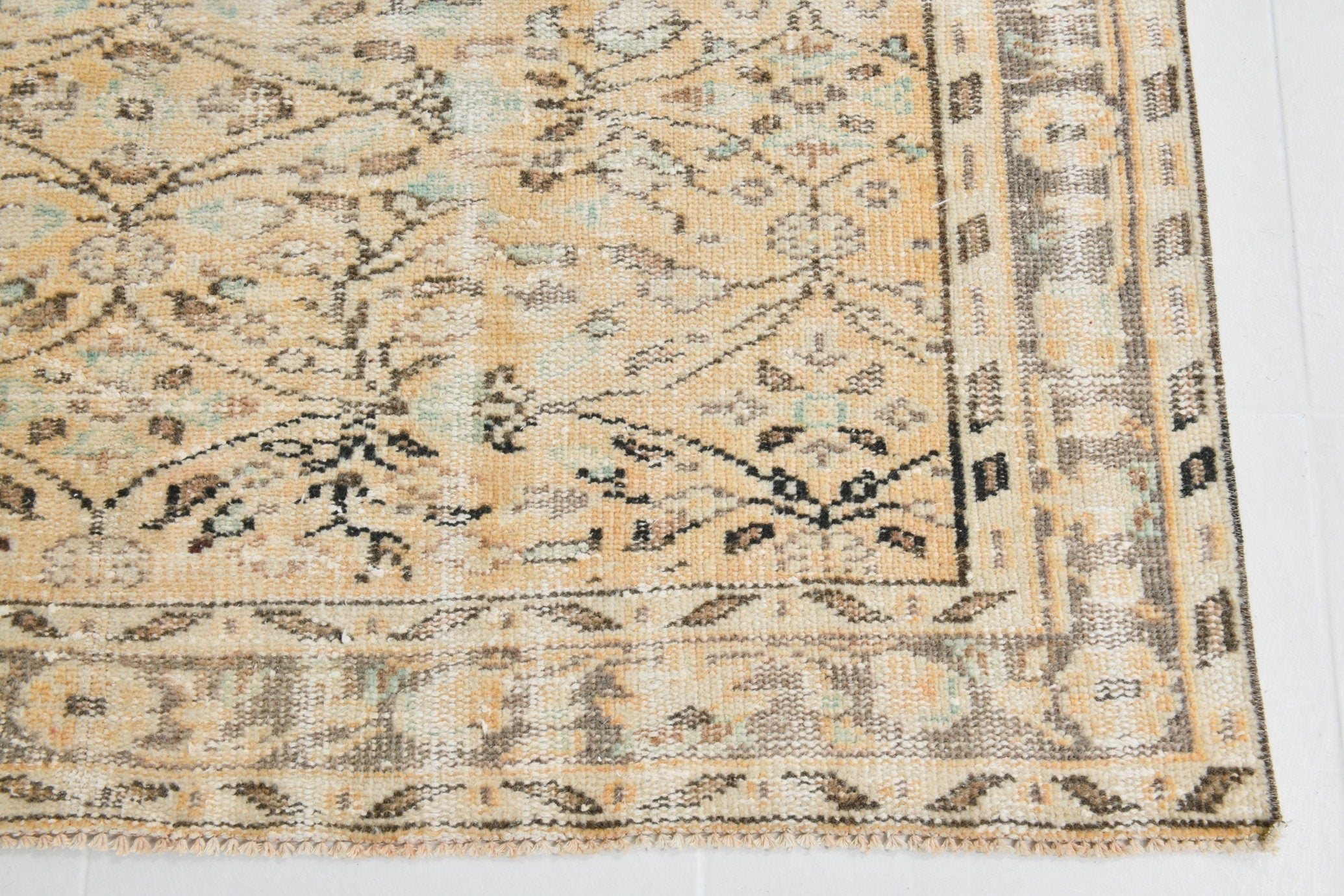 Turkish Vintage Rug 5’1’ x 8’1’