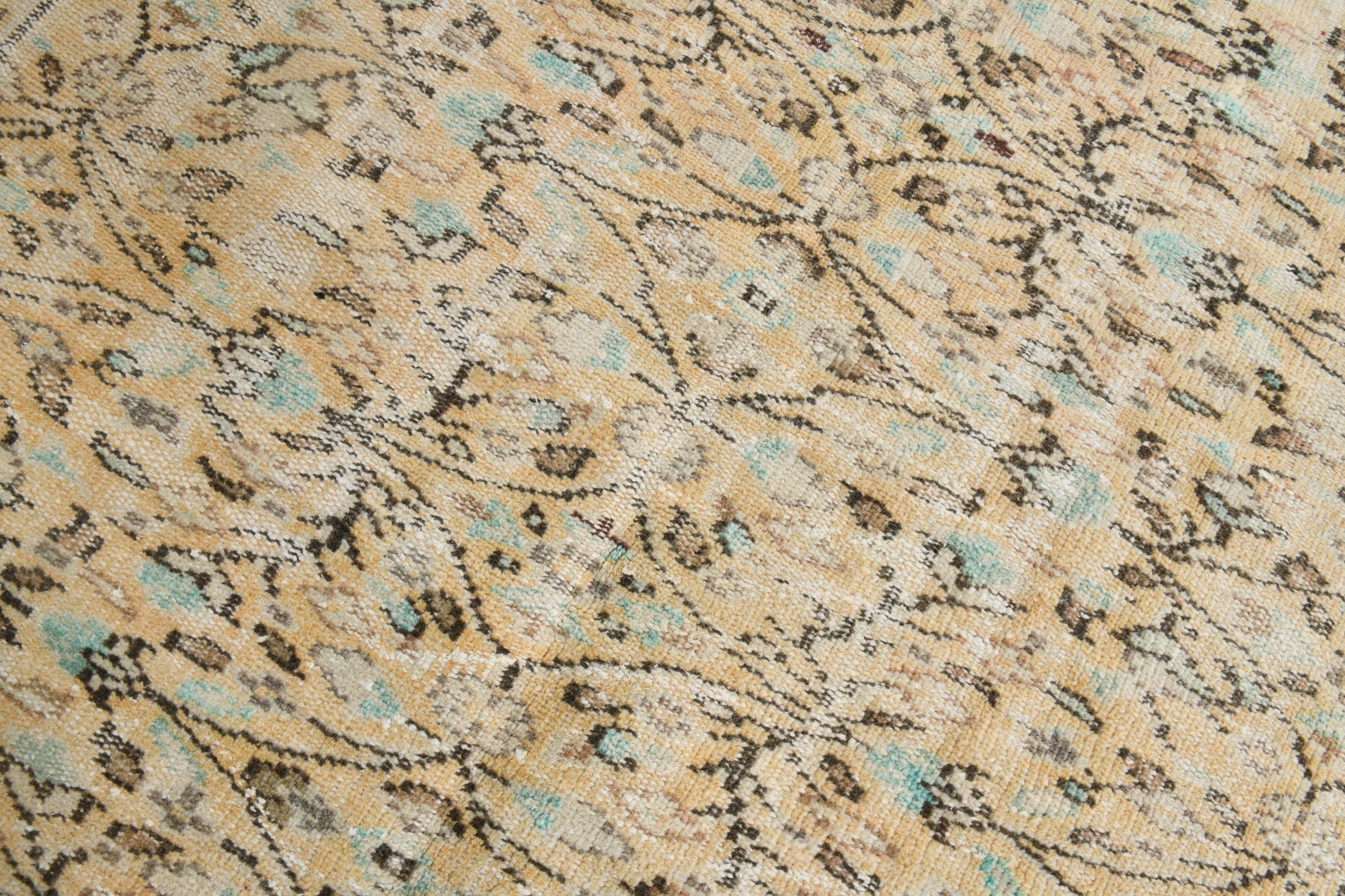 Turkish Vintage Rug 5’1’ x 8’1’