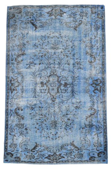 Turkish Vintage Rug  5'1" x 8'3" ft