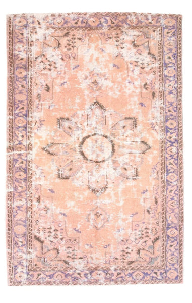 Turkish Vintage Rug  5'10" x 8'11" ft