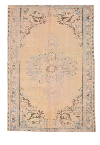 Turkish Vintage Rug  5'10" x 8'6" ft