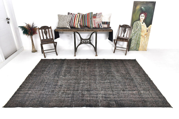 Turkish Vintage Rug  5'10" x 9'0" ft
