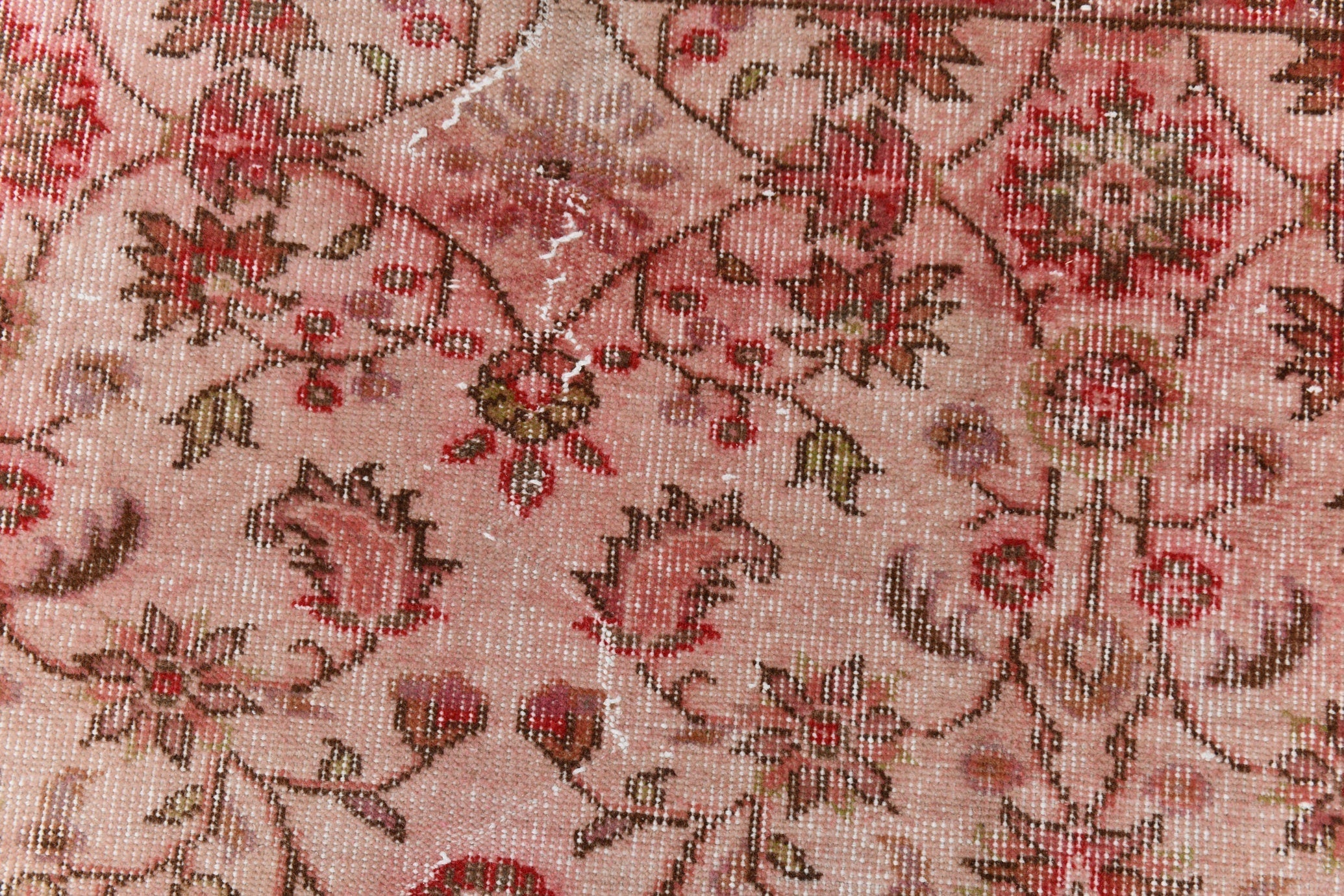 Turkish Vintage Rug  5'10" x 9'5" ft