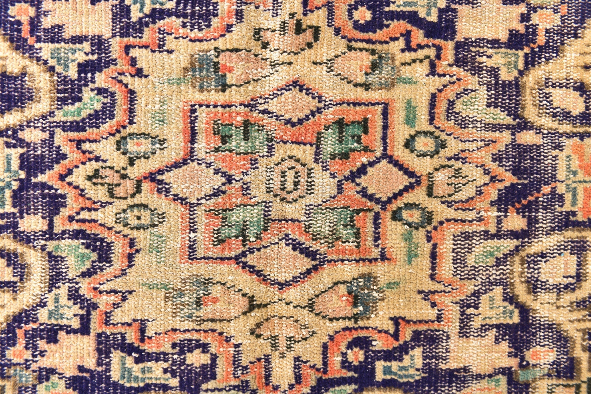 Turkish Vintage Rug  5'11" x 8'10" ft
