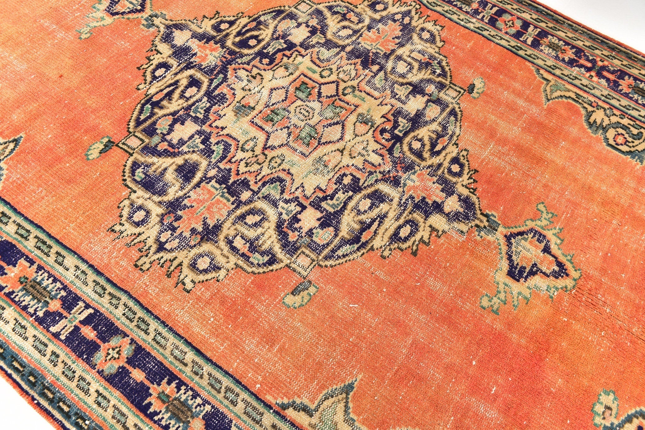 Turkish Vintage Rug  5'11" x 8'10" ft
