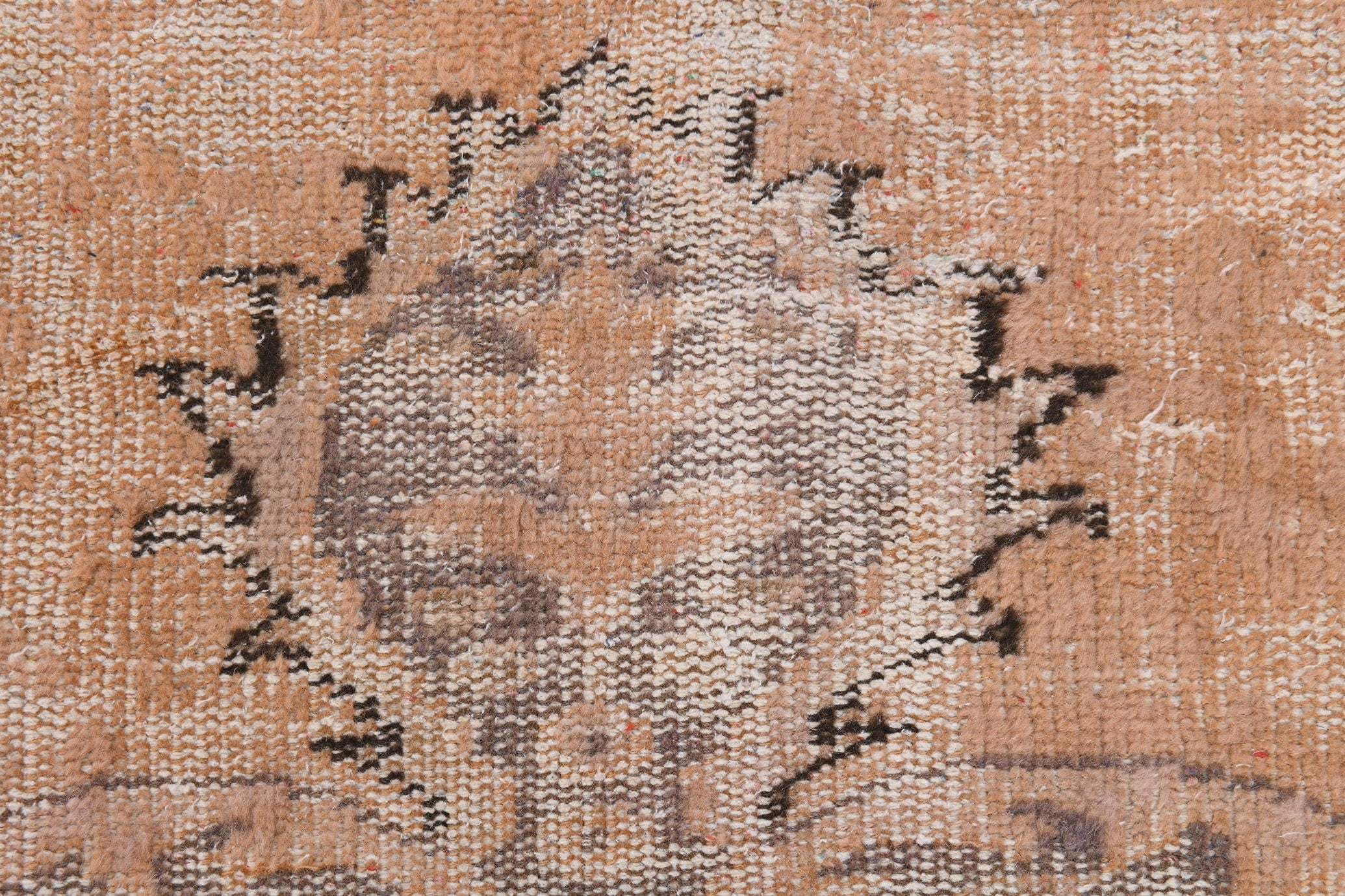 Turkish Vintage Rug  5'11" x 9'6" ft