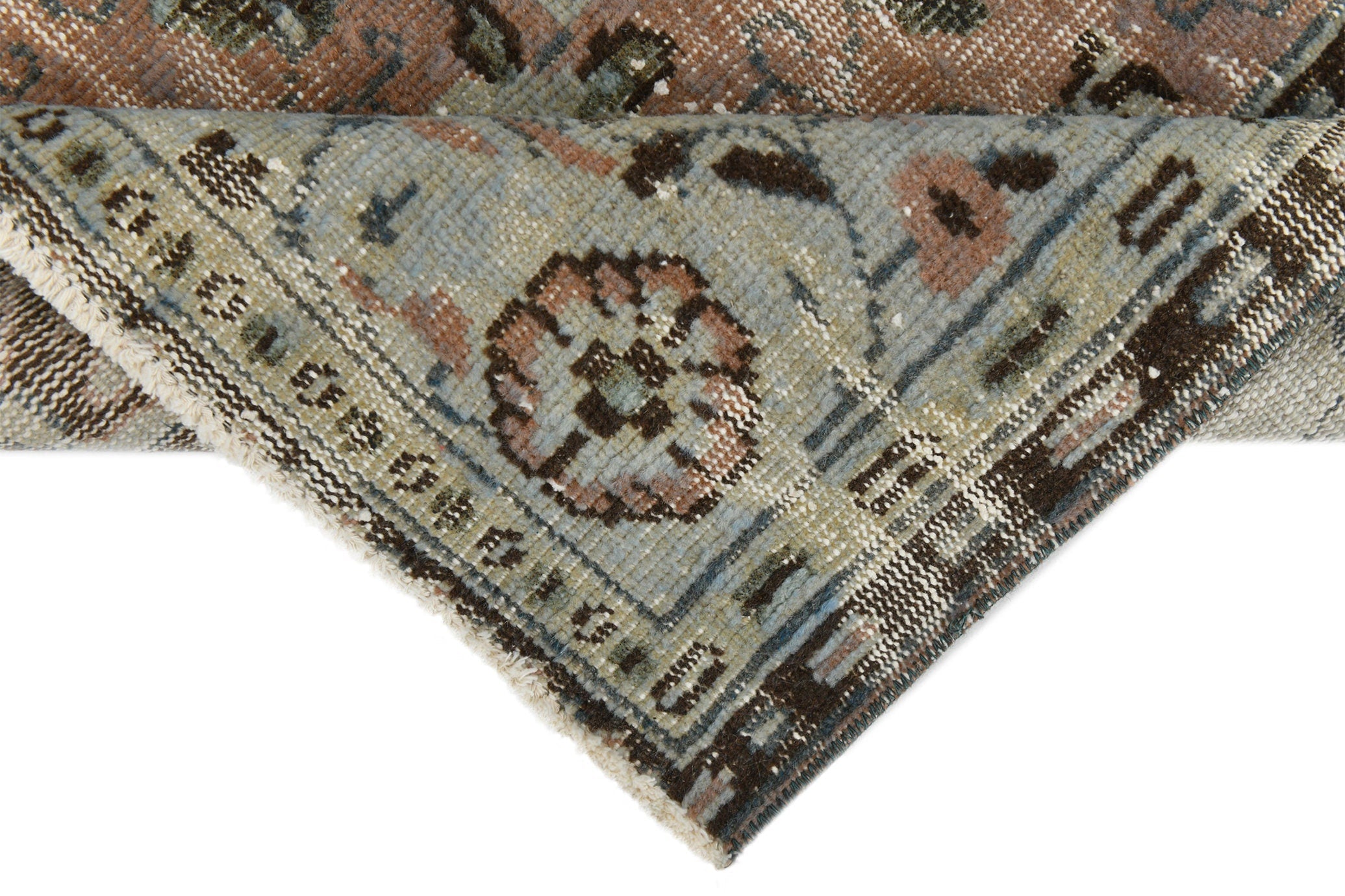 Turkish Vintage Rug  5'12" x 10'1" ft