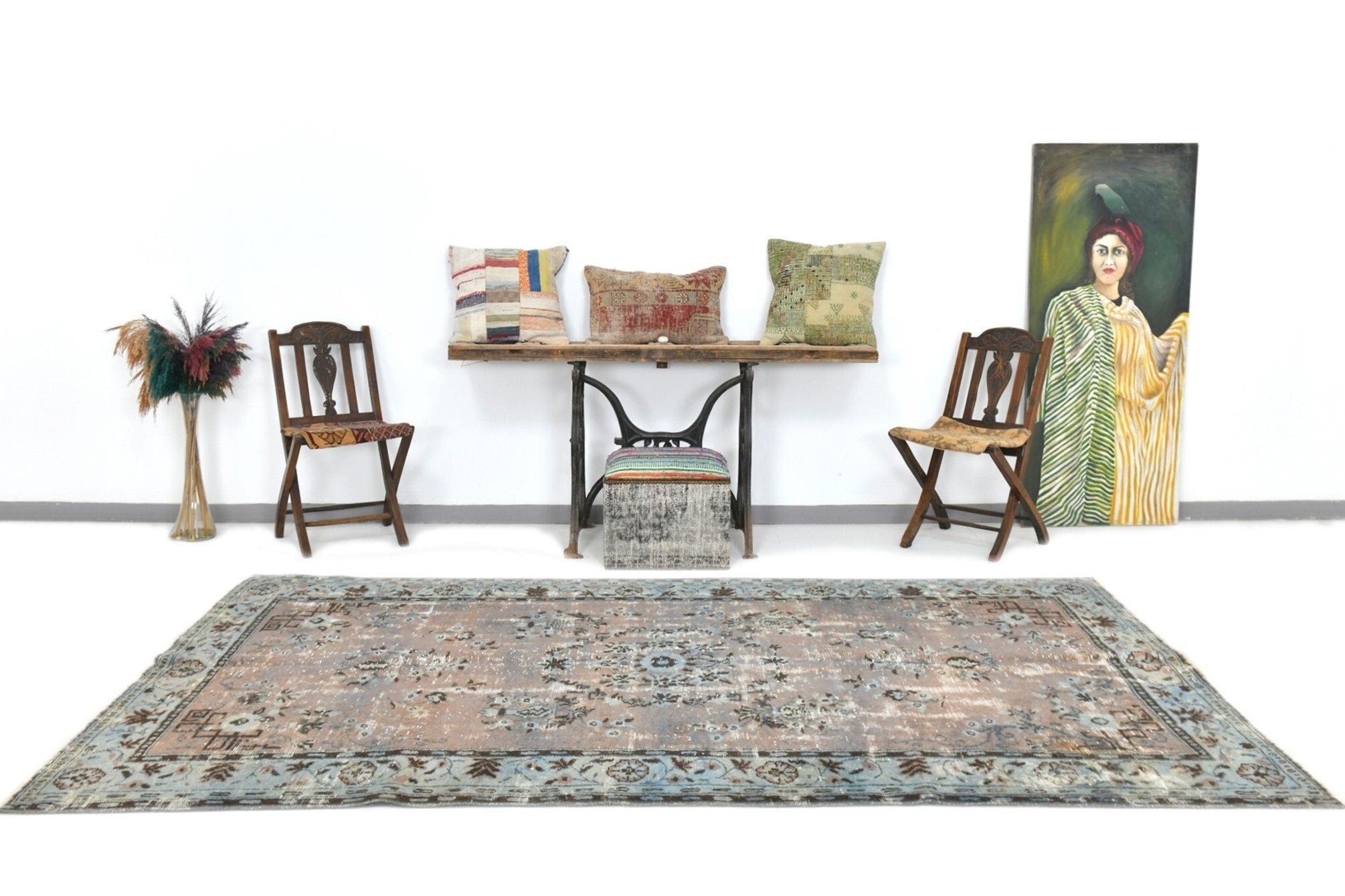 Turkish Vintage Rug  5'12" x 10'1" ft