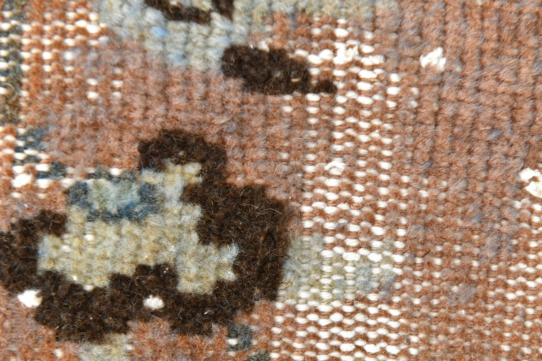 Turkish Vintage Rug  5'12" x 10'1" ft