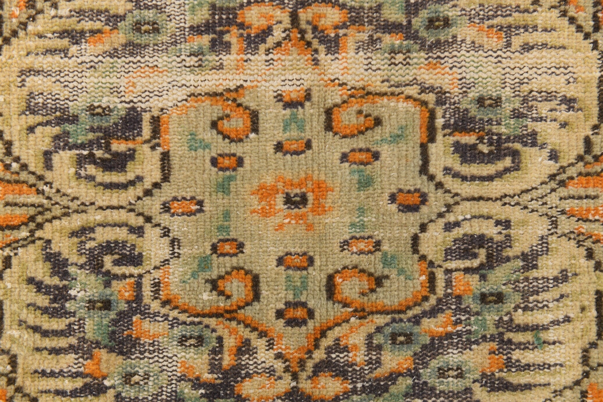 Turkish Vintage Rug  5'12" x 10'2" ft