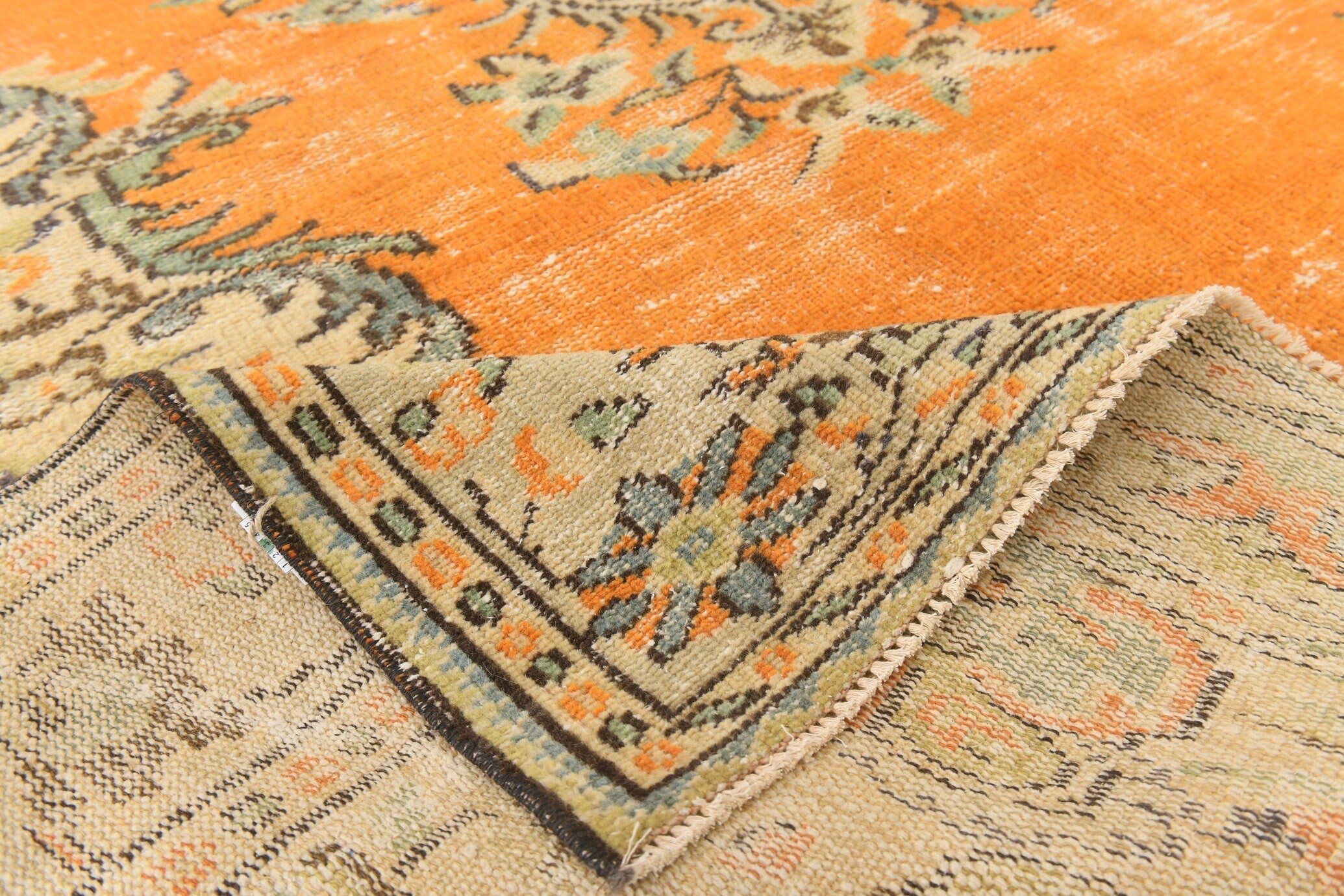 Turkish Vintage Rug  5'12" x 10'2" ft