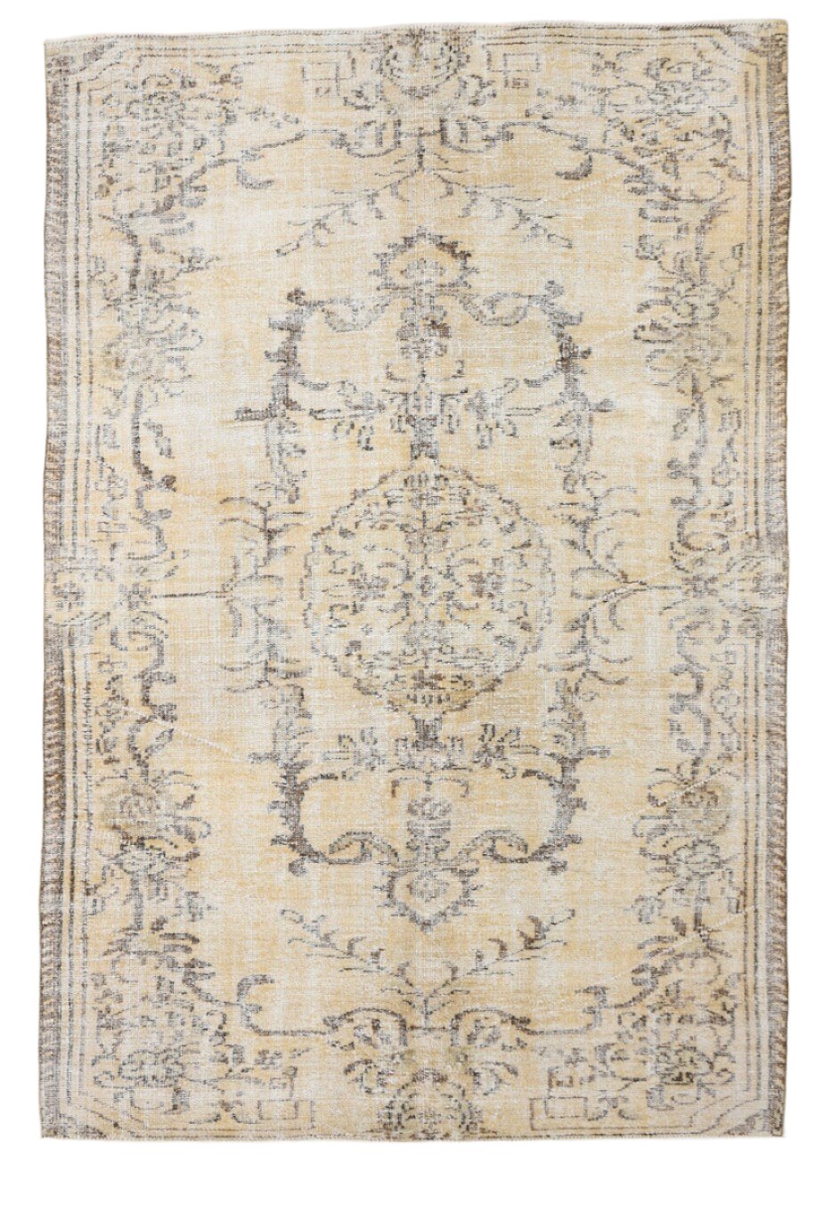 Turkish Vintage Rug  5'3" x 7'10" ft