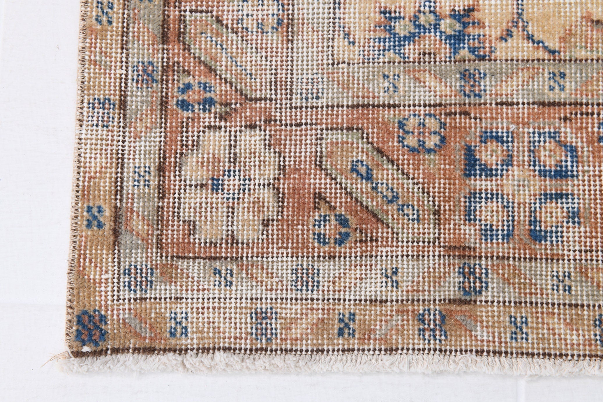 Turkish Vintage Rug 5’3’ x 8’7’