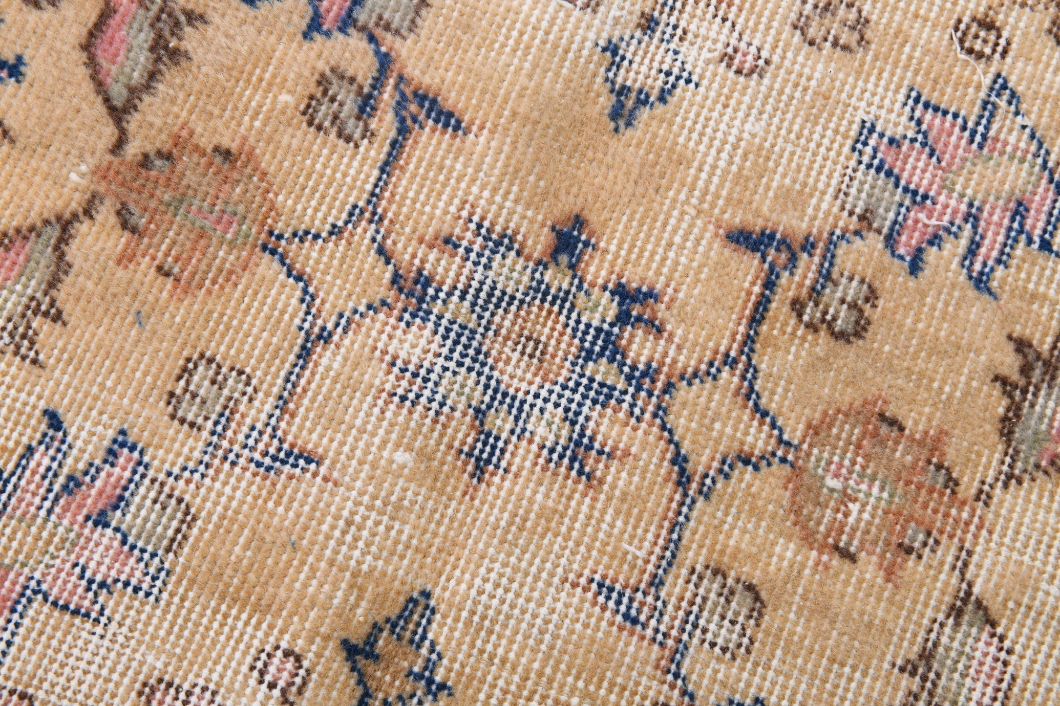 Turkish Vintage Rug 5’3’ x 8’7’