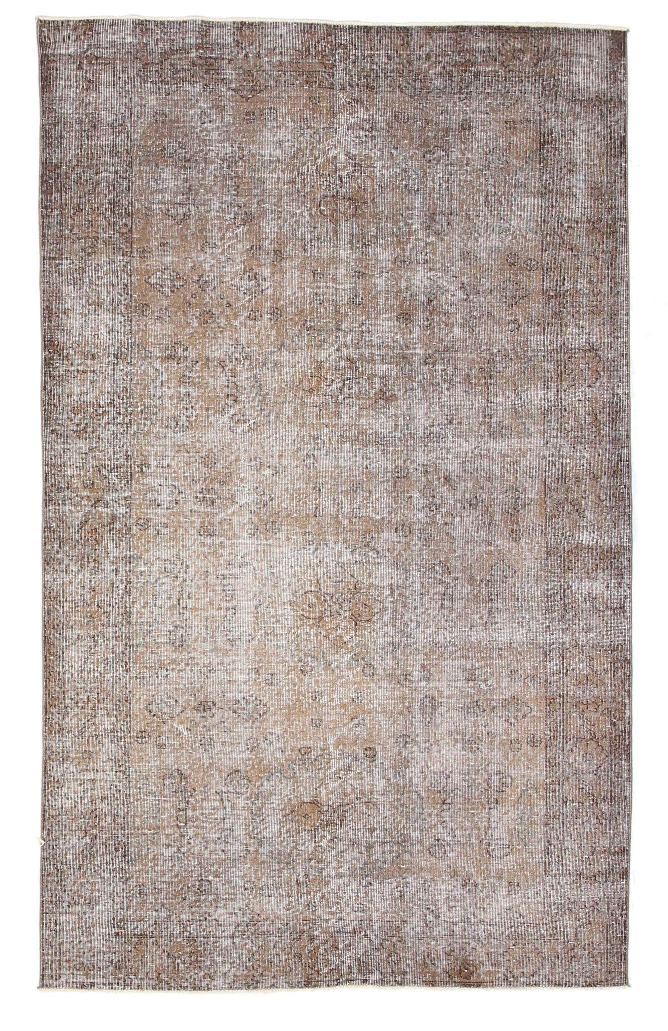 Turkish Vintage Rug  5'3" x 8'8" ft