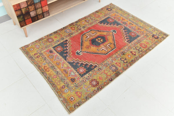 Turkish Vintage Rug 5’4’ x 3’6’