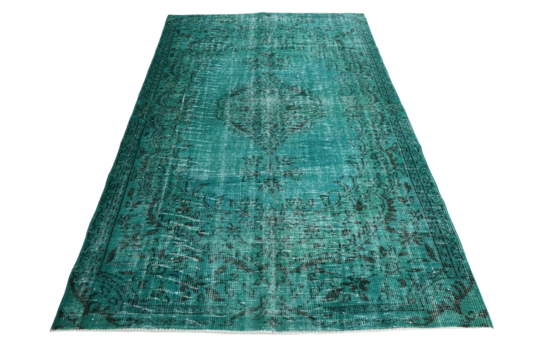 Turkish Vintage Rug 5’4’ x 8’9’