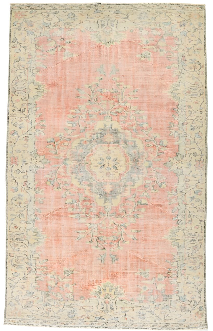 Turkish Vintage Rug 5’4’’ x 8’9’’ ft