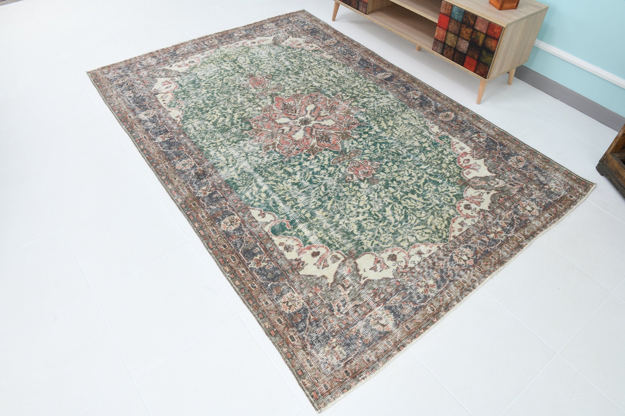 Turkish Vintage Rug 5’5’ x 8’0’