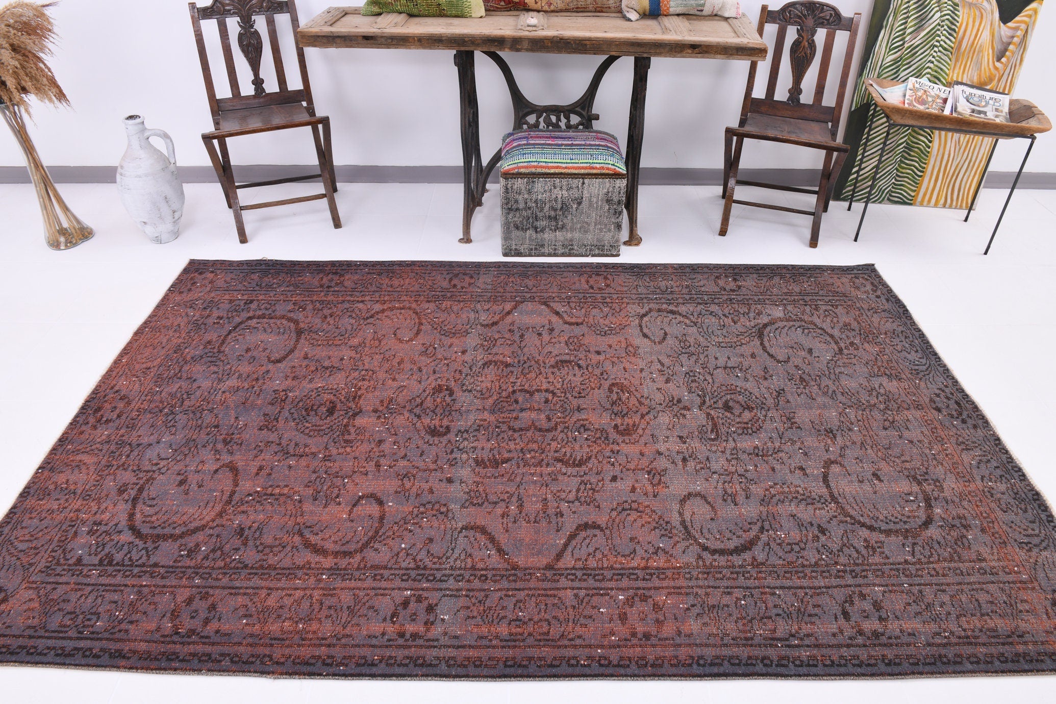 Turkish Vintage Rug  5'5" x 8'10" ft