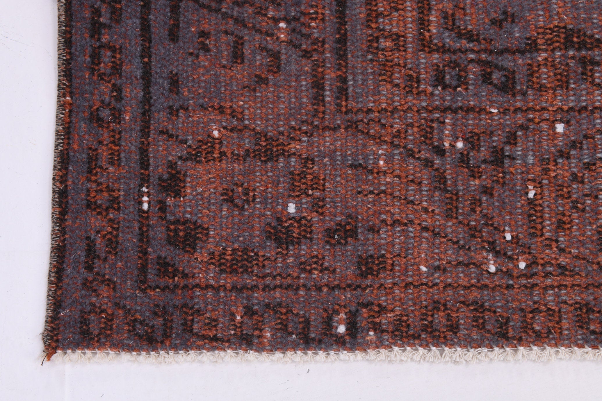 Turkish Vintage Rug  5'5" x 8'10" ft