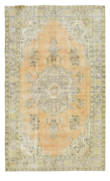 Turkish Vintage Rug 5’5’’ x 8’11’’ ft