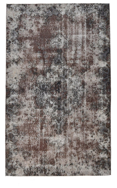 Turkish Vintage Rug 5’5’’ x 8’11’’ ft