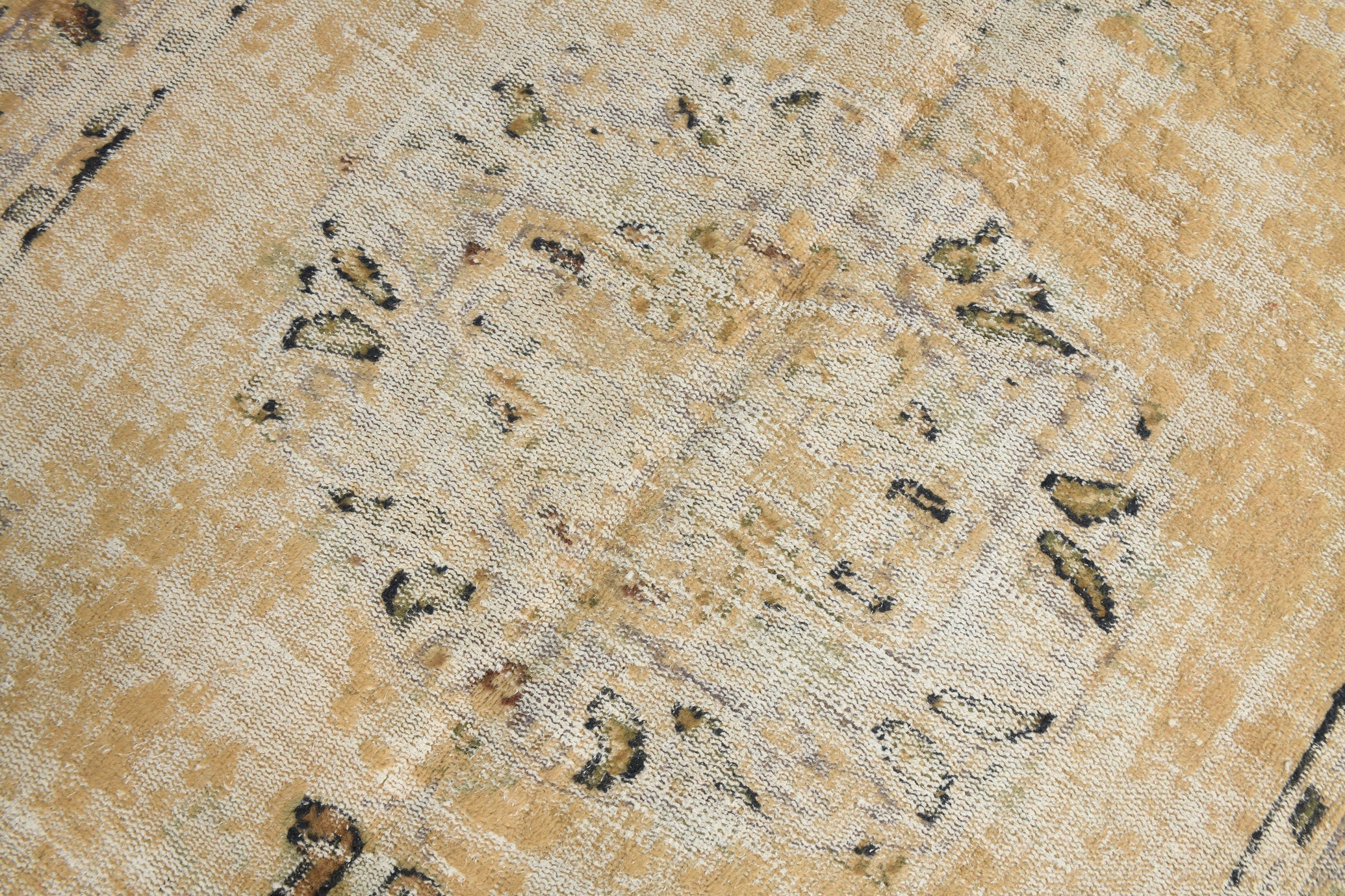Turkish Vintage Rug 5’5’ x 8’4’