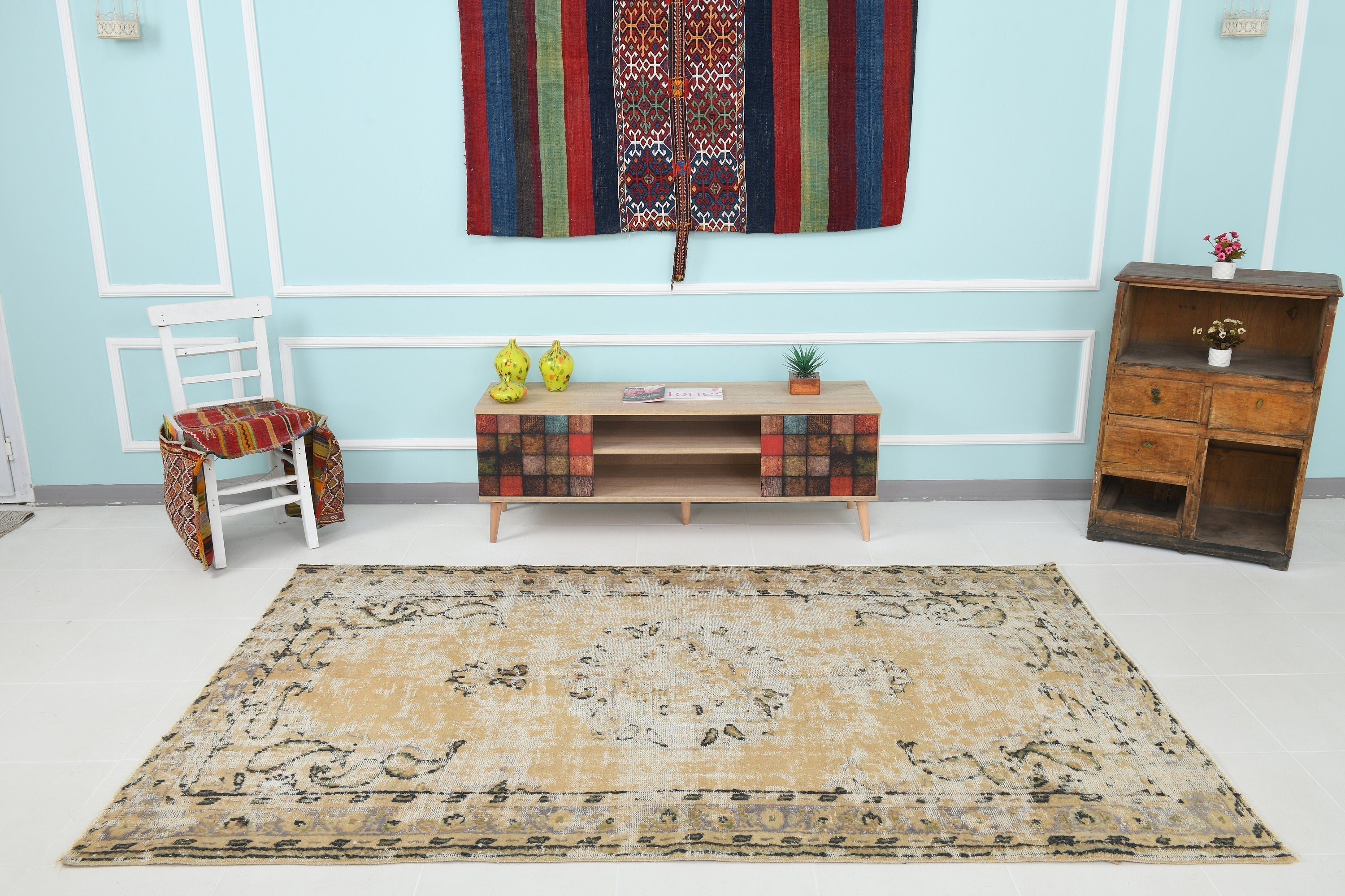 Turkish Vintage Rug 5’5’ x 8’4’