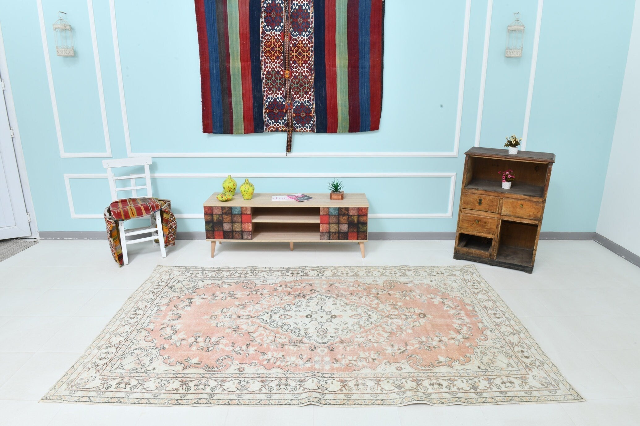 Turkish Vintage Rug 5’5’ x 8’9’