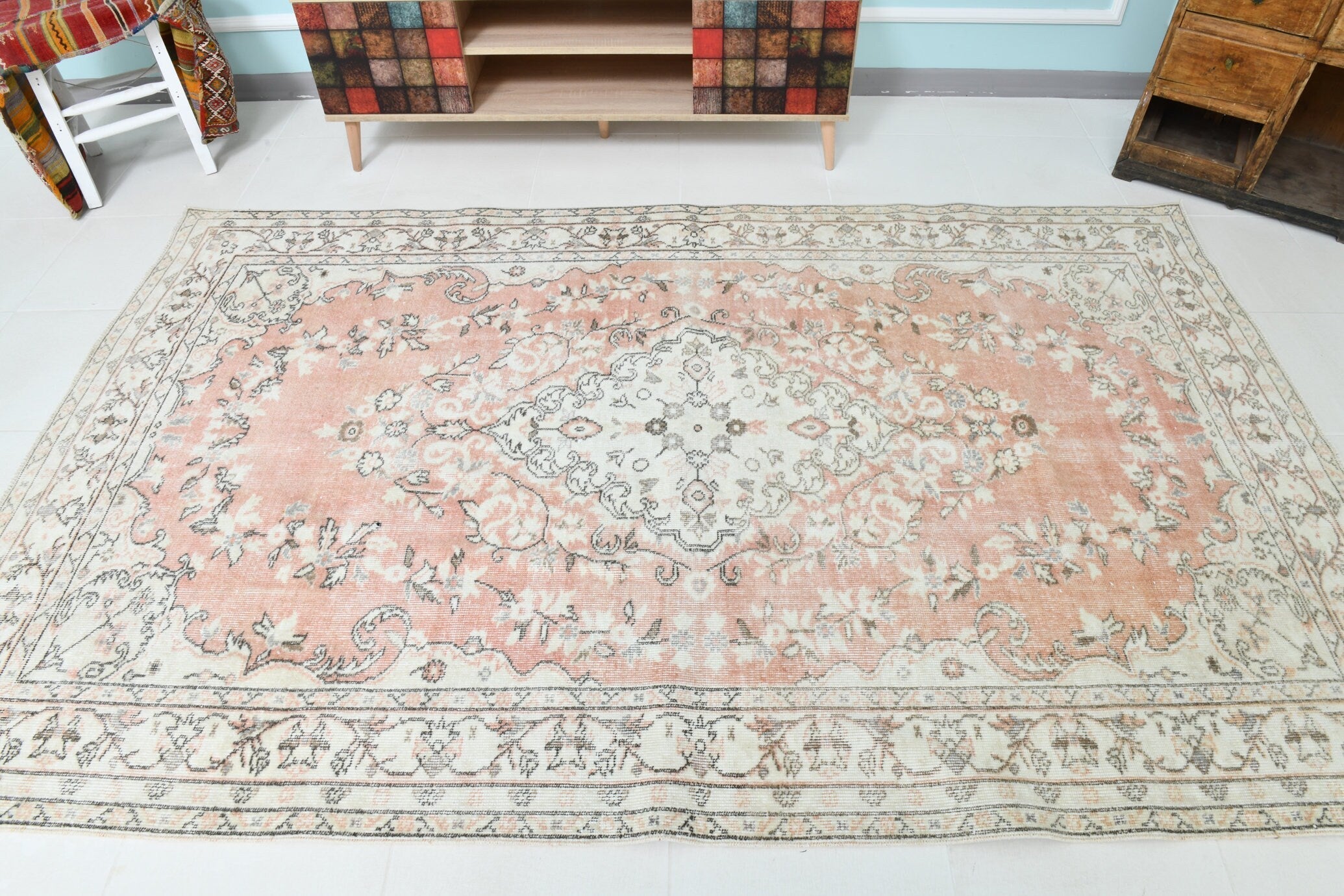 Turkish Vintage Rug 5’5’ x 8’9’