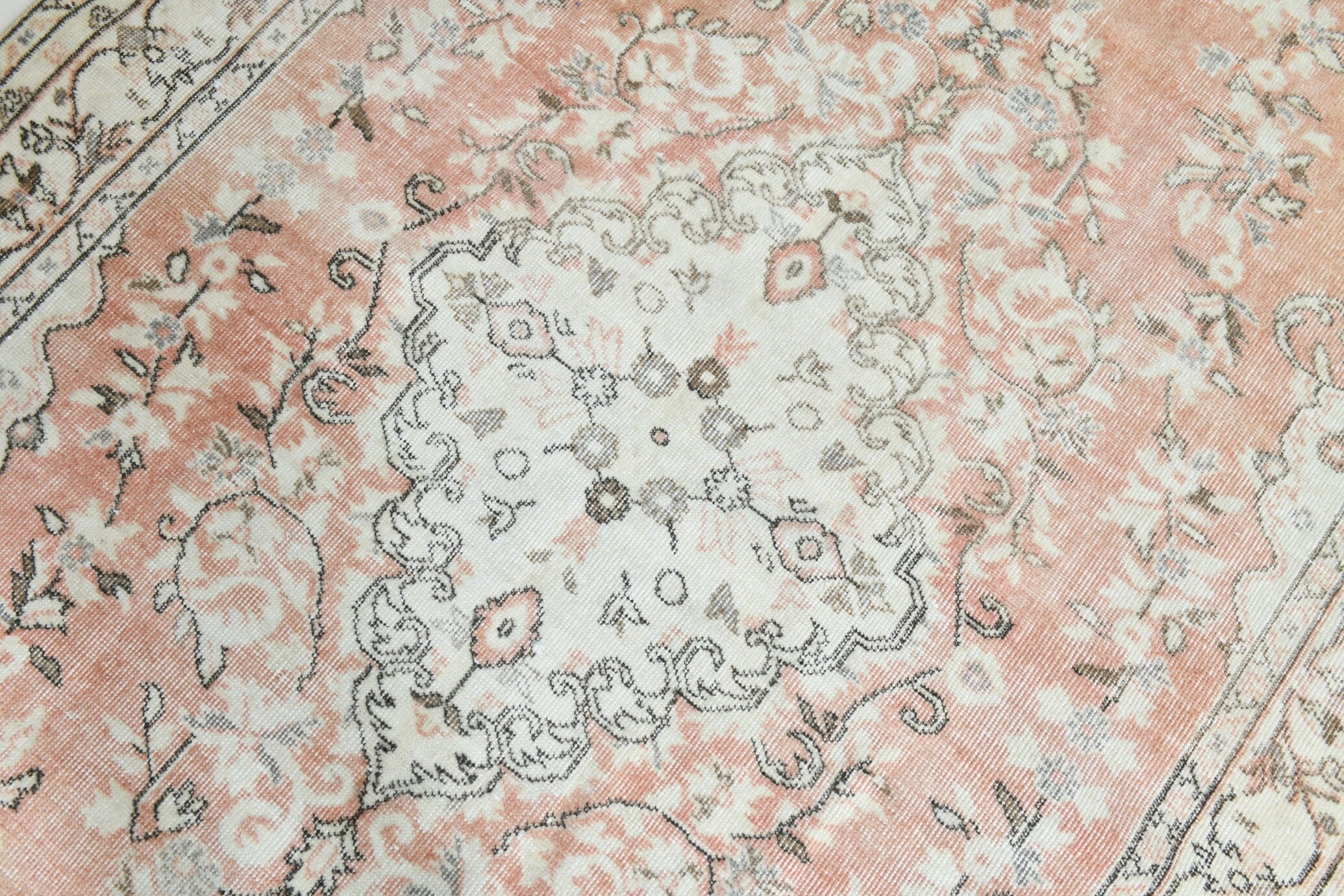 Turkish Vintage Rug 5’5’ x 8’9’