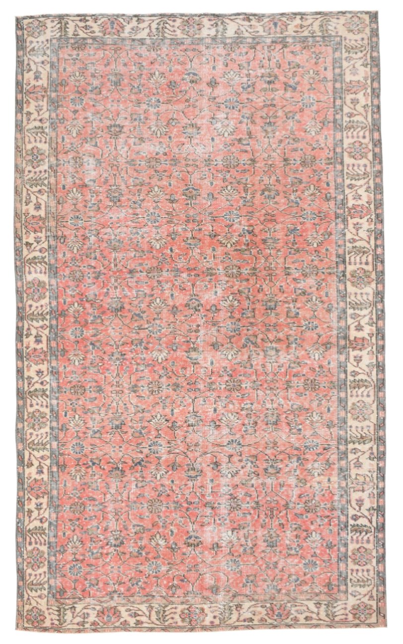 Turkish Vintage Rug 5’5’’ x 9’1’’ ft
