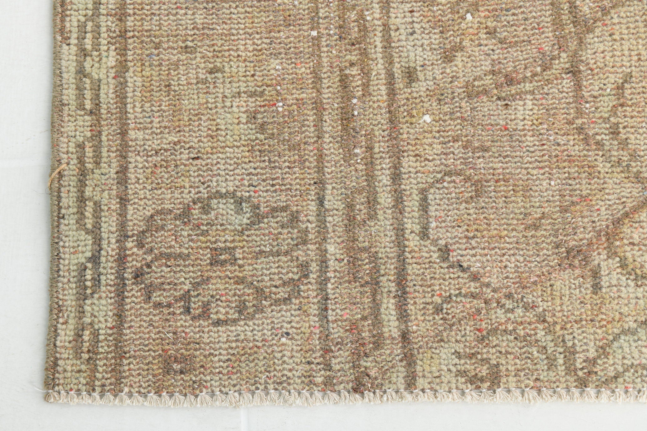 Turkish Vintage Rug 5’6’ x 8’0’