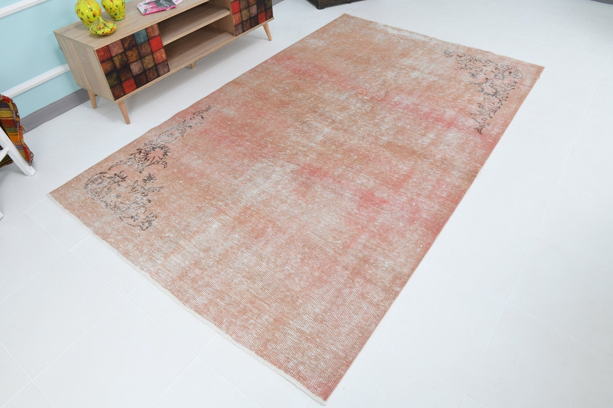 Turkish Vintage Rug 5’6’ x 8’11’