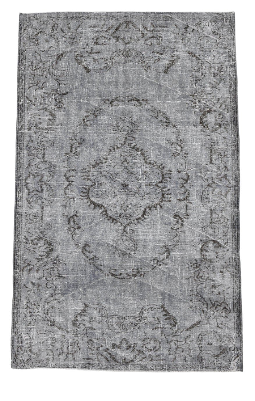 Turkish Vintage Rug 5’6’’ x 8’11’’ ft