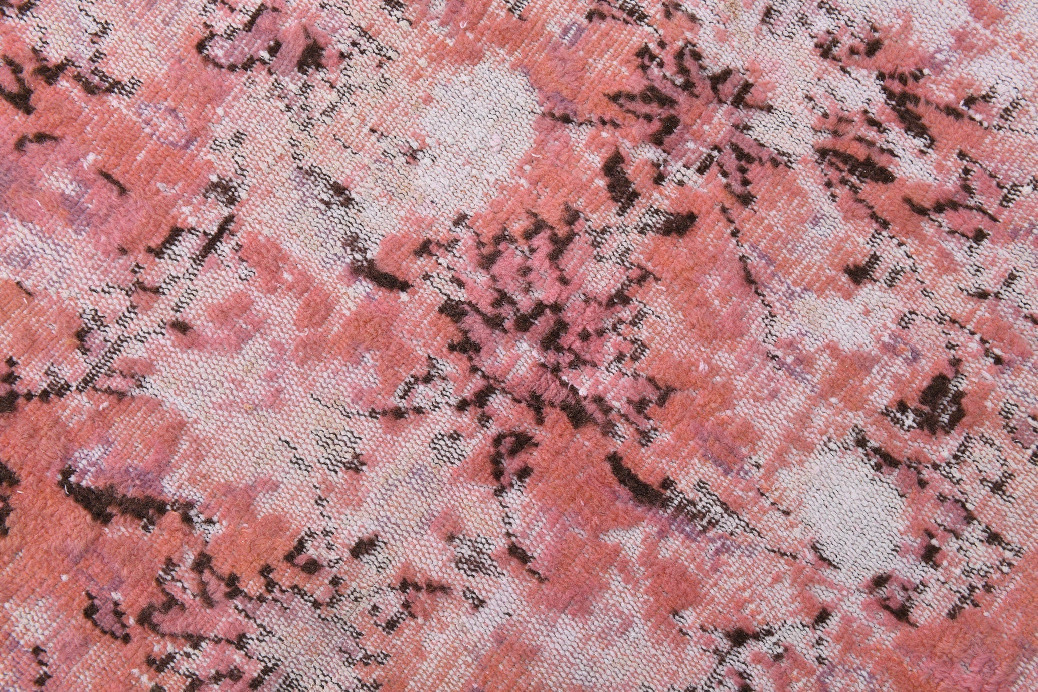 Turkish Vintage Rug 5’6’ x 8’5’