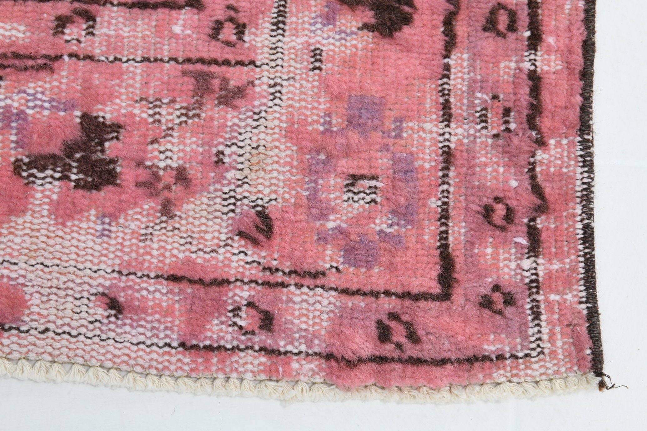 Turkish Vintage Rug 5’6’ x 8’5’
