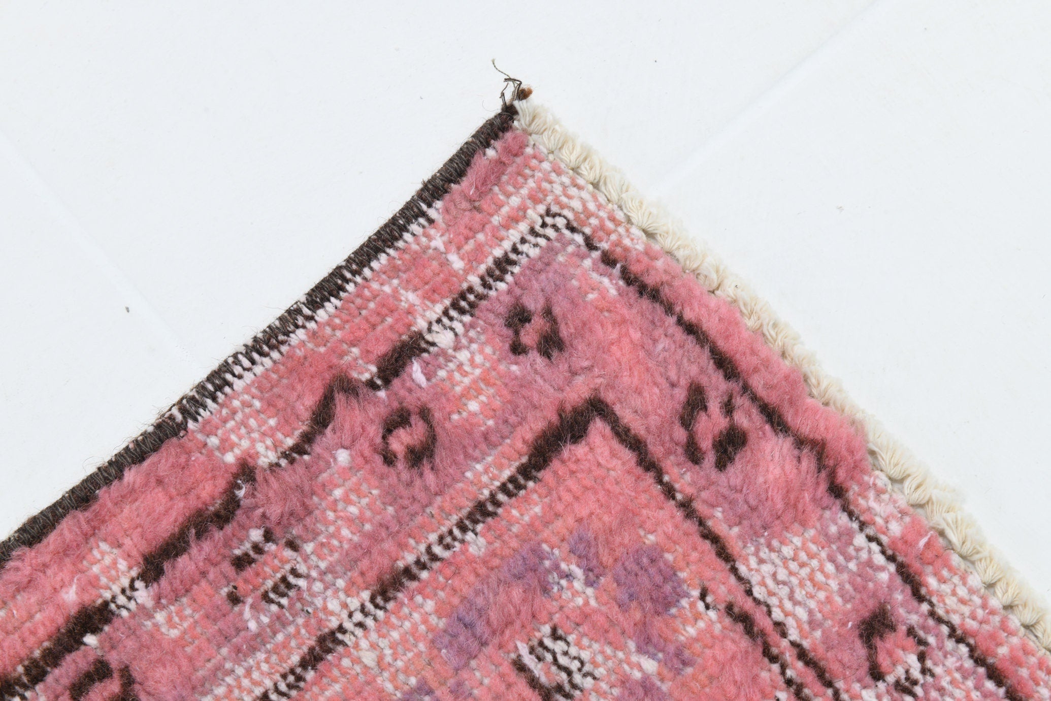 Turkish Vintage Rug 5’6’ x 8’5’