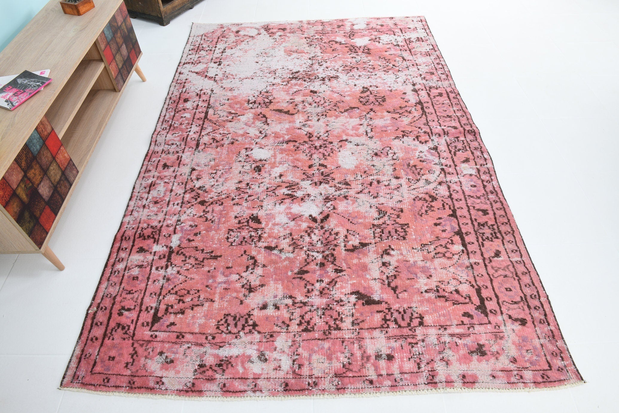 Turkish Vintage Rug 5’6’ x 8’5’