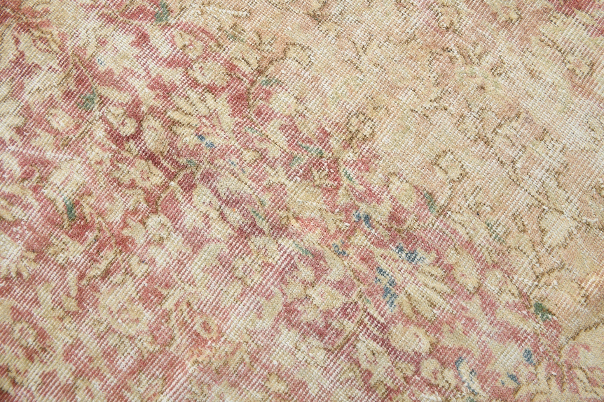 Turkish Vintage Rug 5’6’ x 8’7’