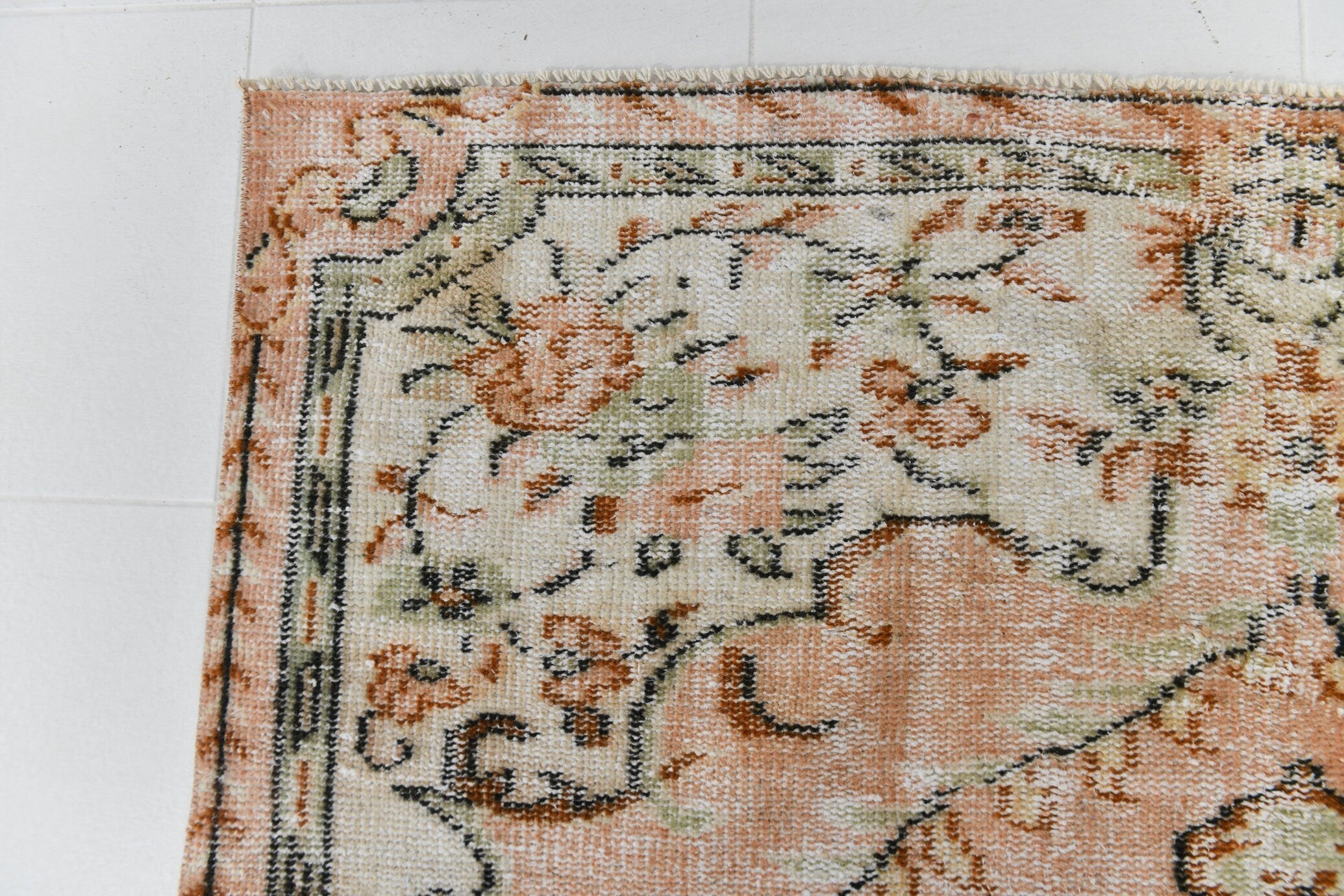 Turkish Vintage Rug 5’6’’ x 8’7’’ ft