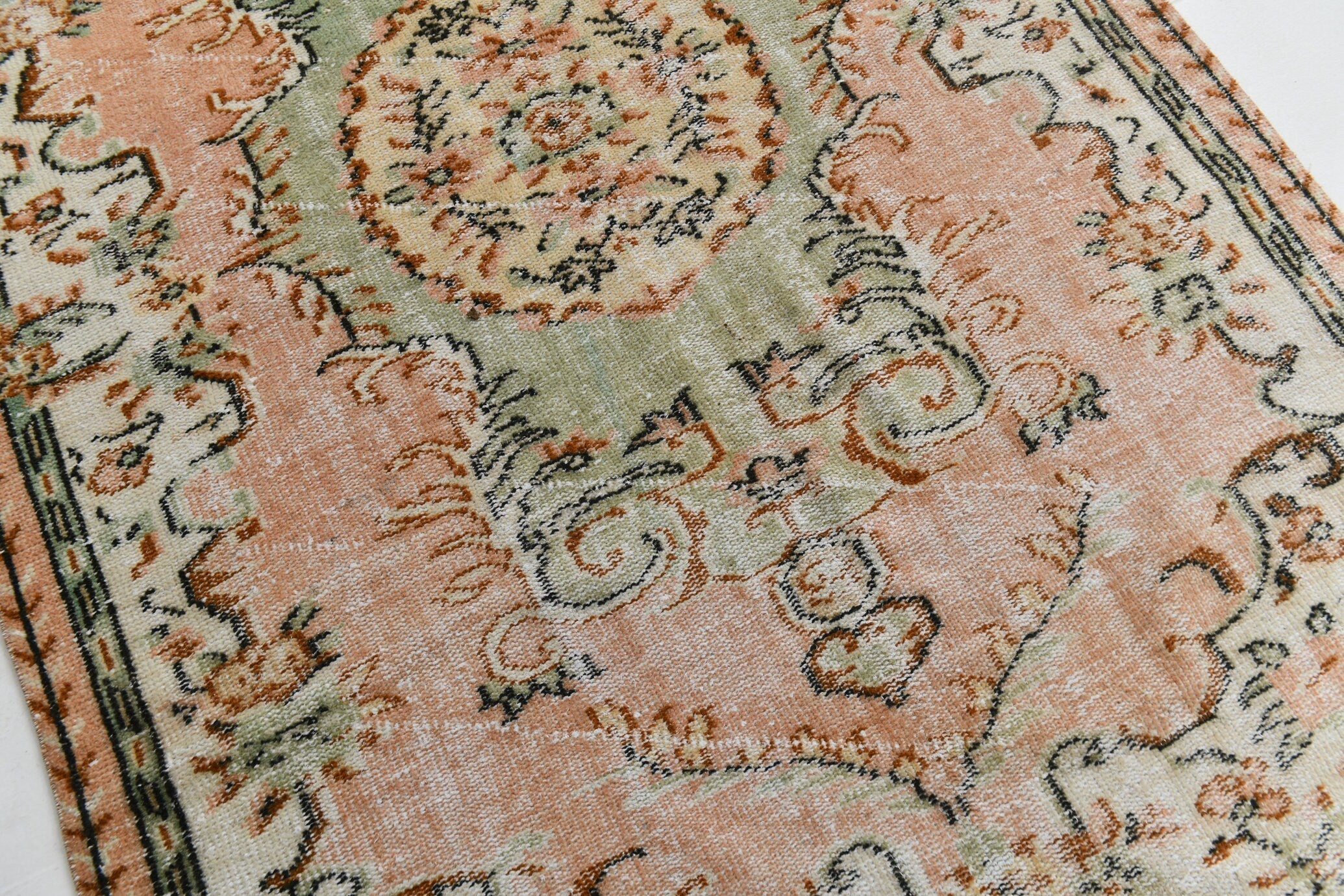 Turkish Vintage Rug 5’6’’ x 8’7’’ ft