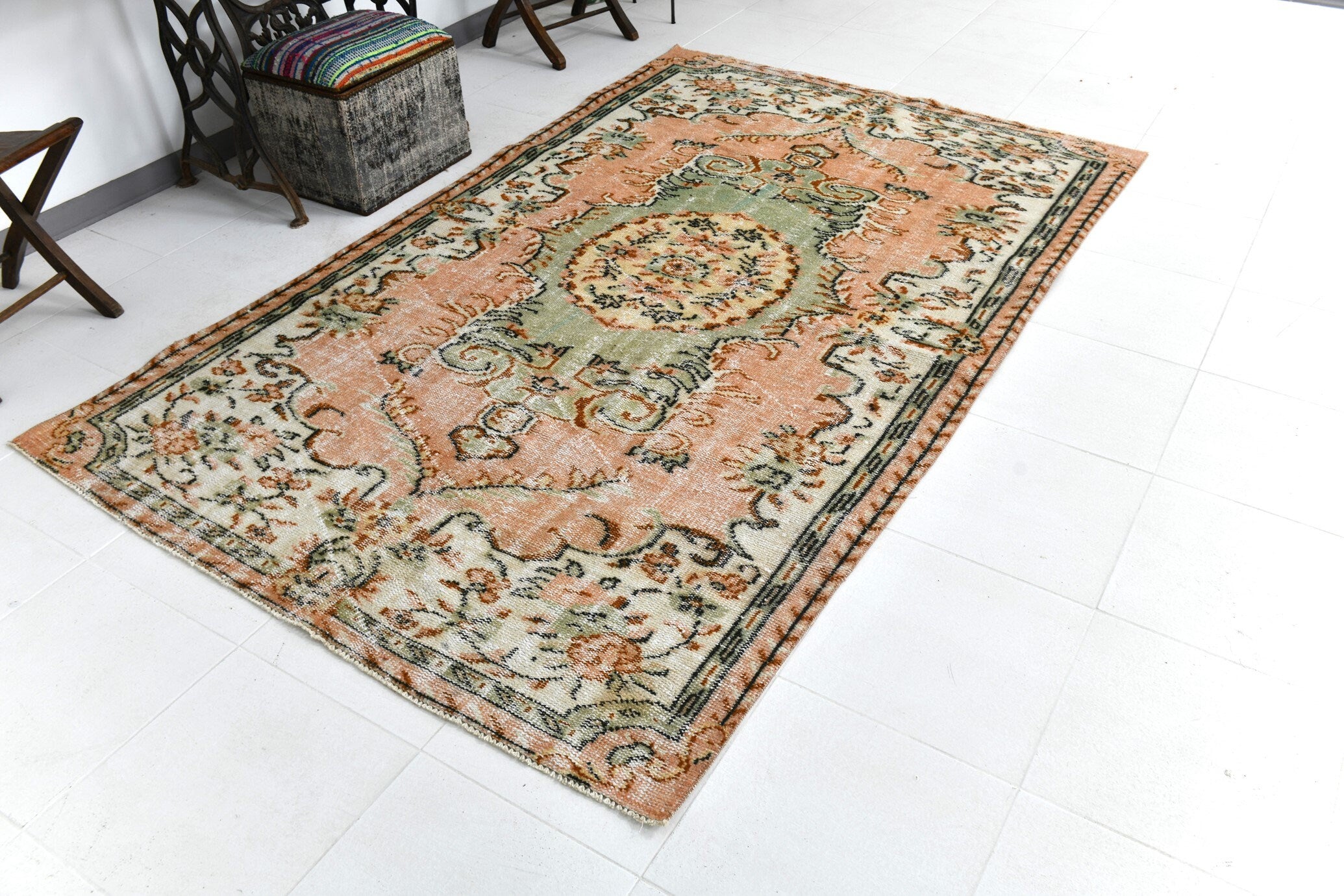 Turkish Vintage Rug 5’6’’ x 8’7’’ ft