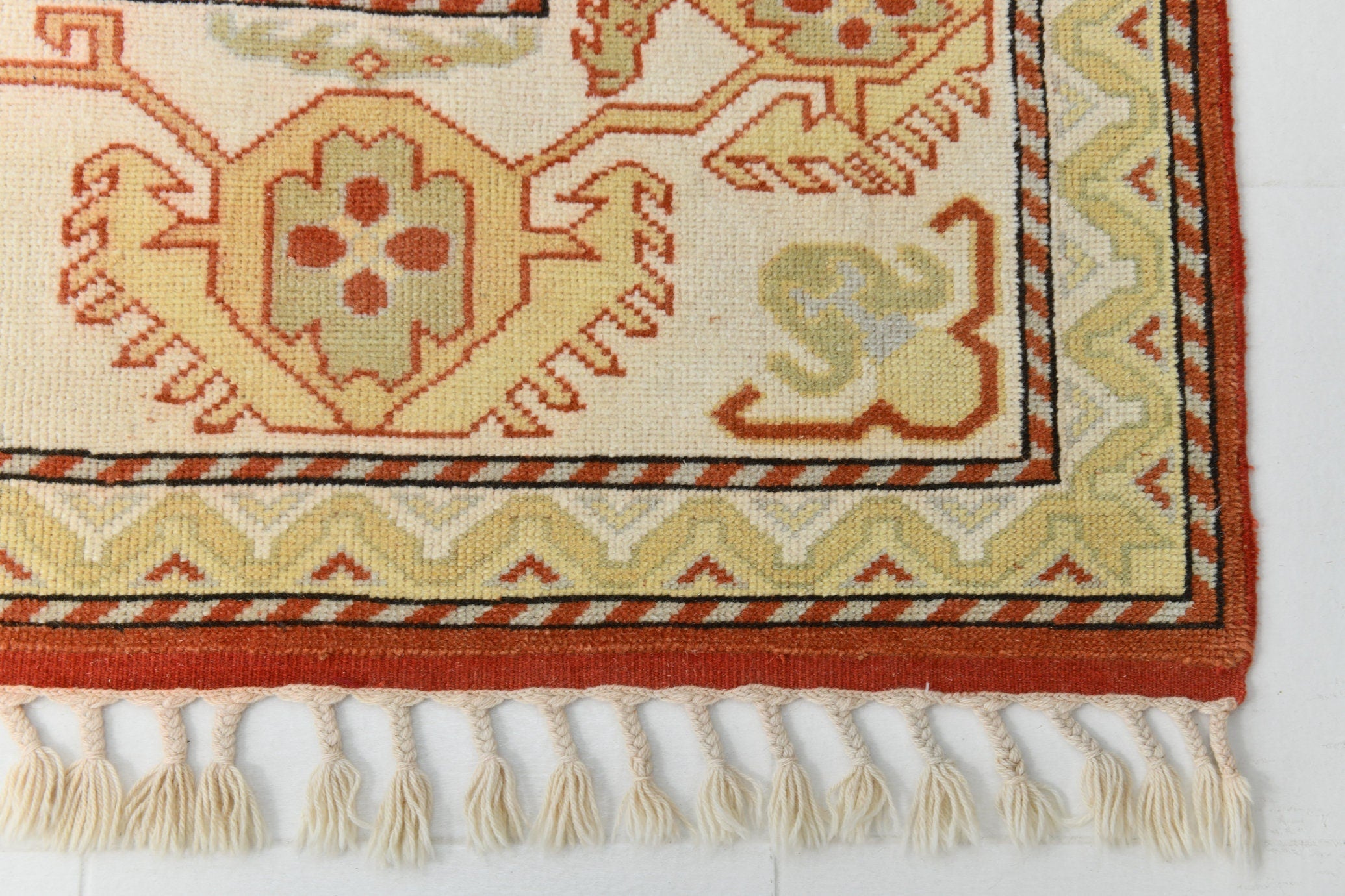 Turkish Vintage Rug  5'7" x 8'0" ft