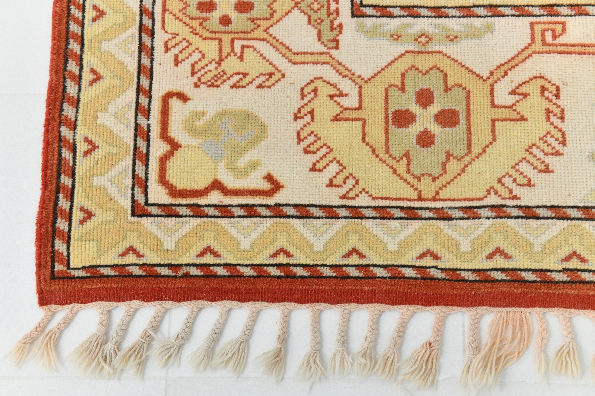 Turkish Vintage Rug  5'7" x 8'0" ft
